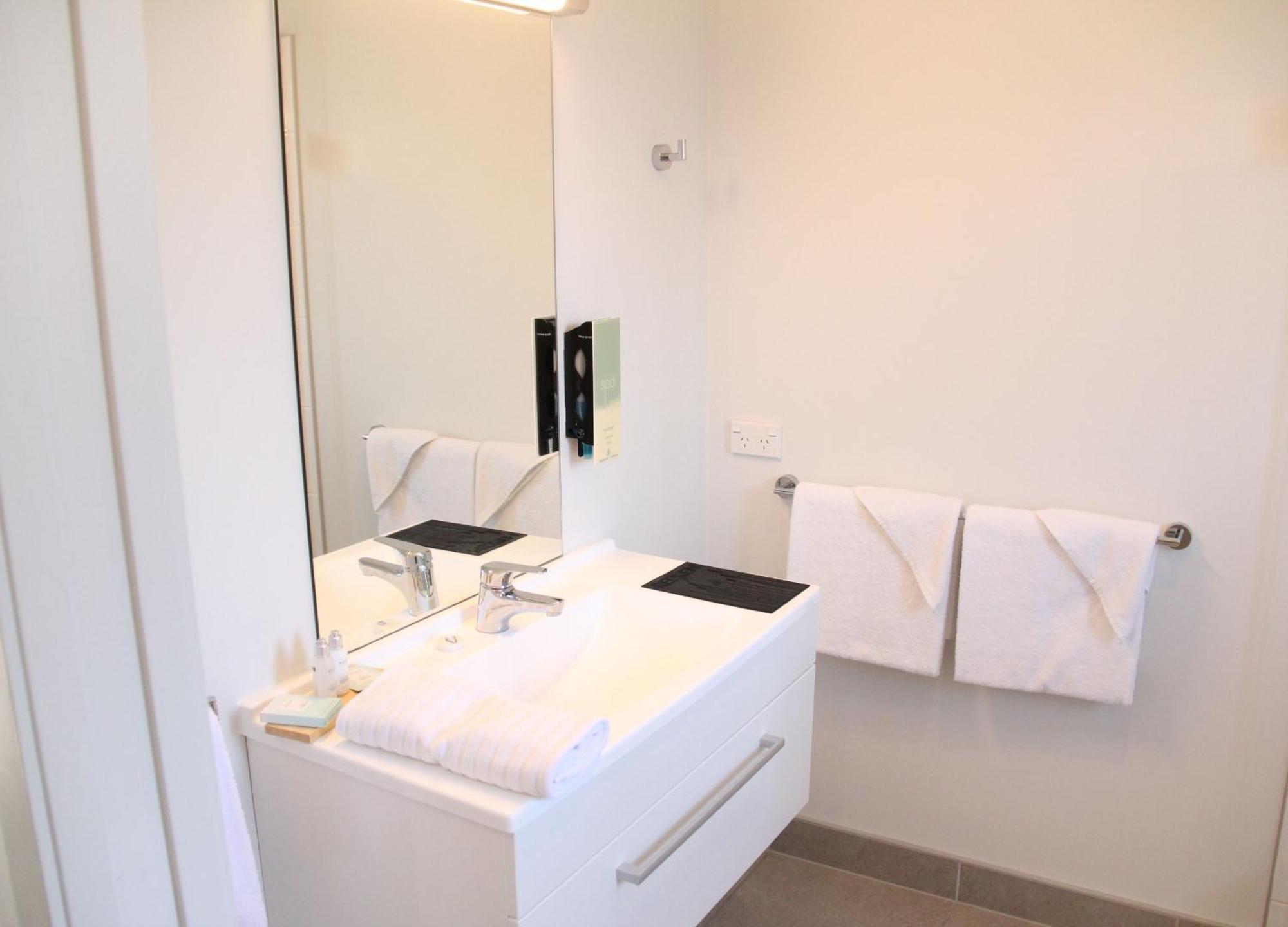 Pukekura Motor Lodge New Plymouth Rom bilde Bathroom